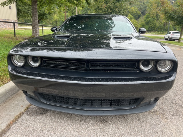 2017 Dodge Challenger SXT 2