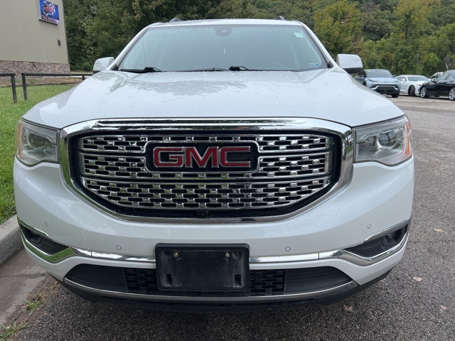 2017 GMC Acadia Denali 2