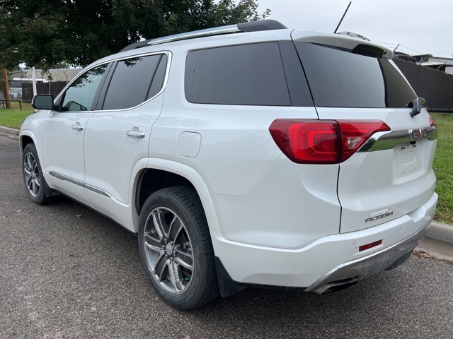 2017 GMC Acadia Denali 6