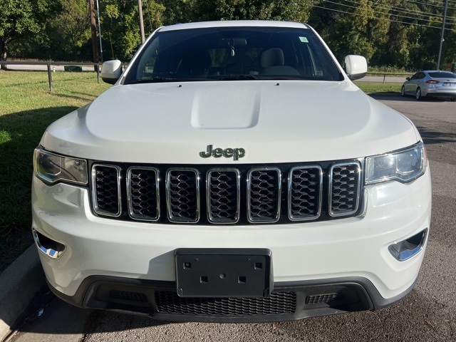 2019 Jeep Grand Cherokee Laredo E 2