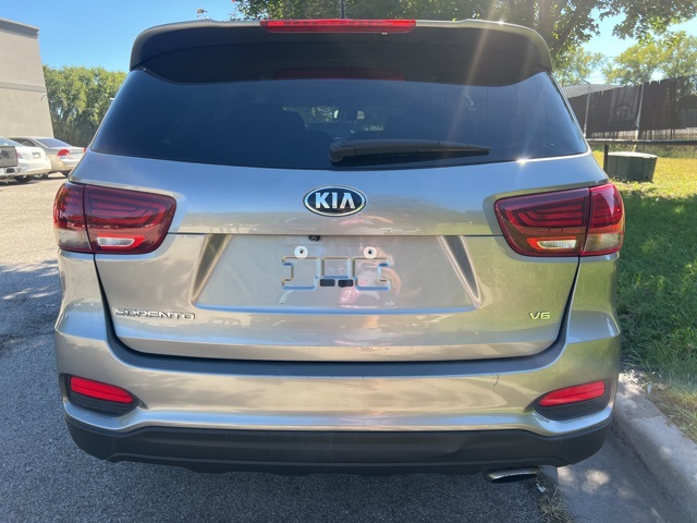 2019 Kia Sorento LX 5