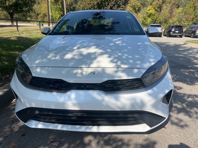 2022 Kia Forte LXS 2