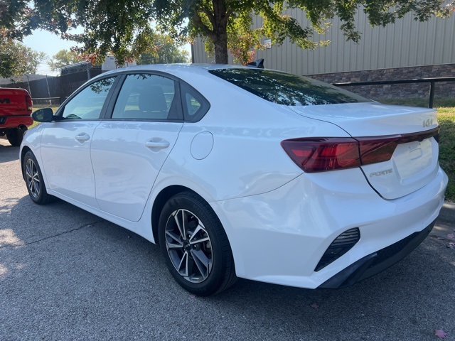 2022 Kia Forte LXS 5