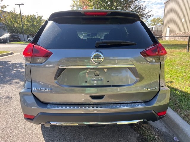 2018 Nissan Rogue SL 5