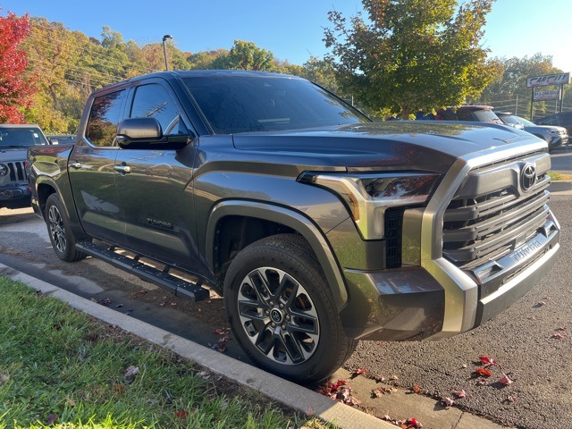 2023 Toyota Tundra Limited 3