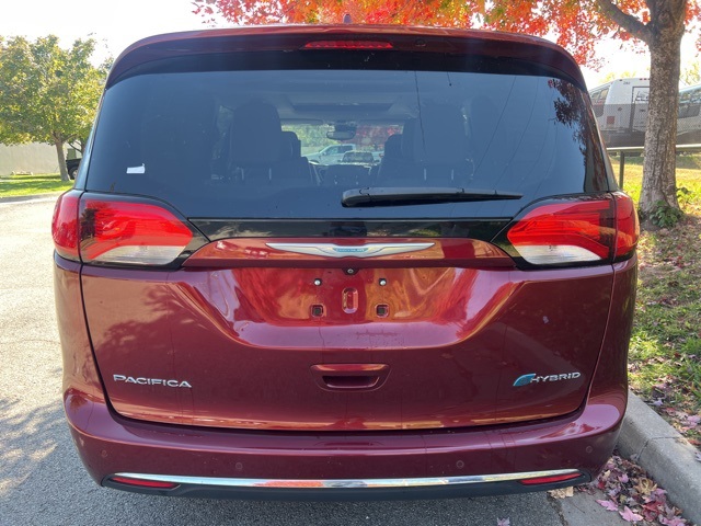 2019 Chrysler Pacifica Hybrid Limited 5