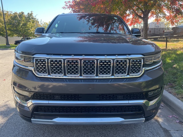 2023 Jeep Grand Wagoneer Series II 2