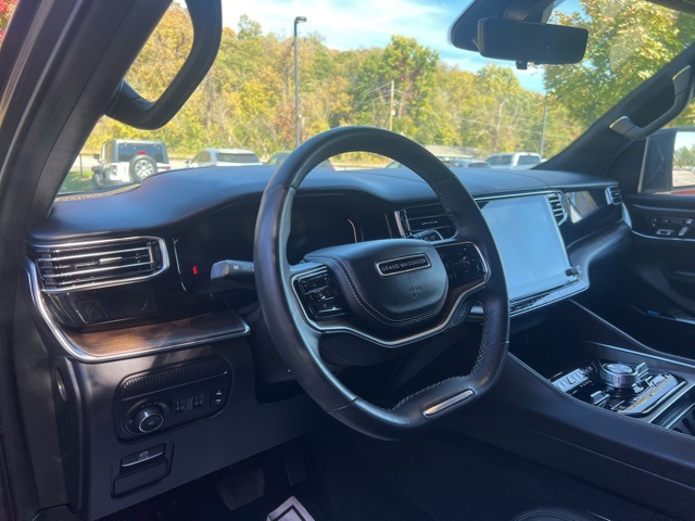 2023 Jeep Grand Wagoneer Series II 9