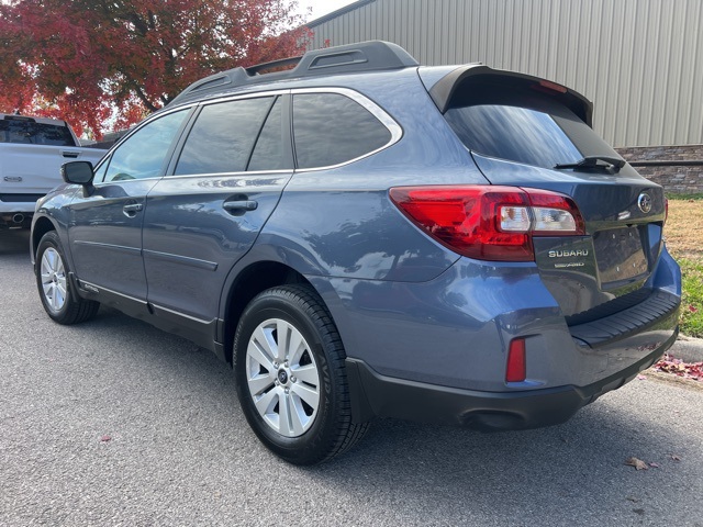 2017 Subaru Outback 2.5i Premium 6