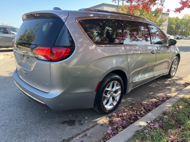 2020 Chrysler Pacifica Limited 4