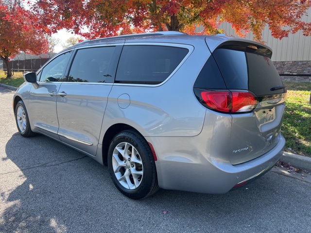 2020 Chrysler Pacifica Limited 6