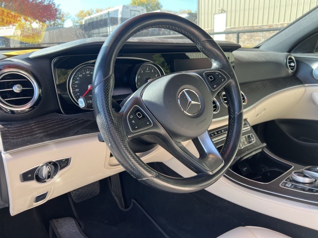 2018 Mercedes-Benz E-Class E 300 7