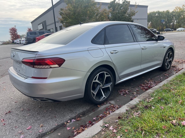 2020 Volkswagen Passat 2.0T R-Line 4