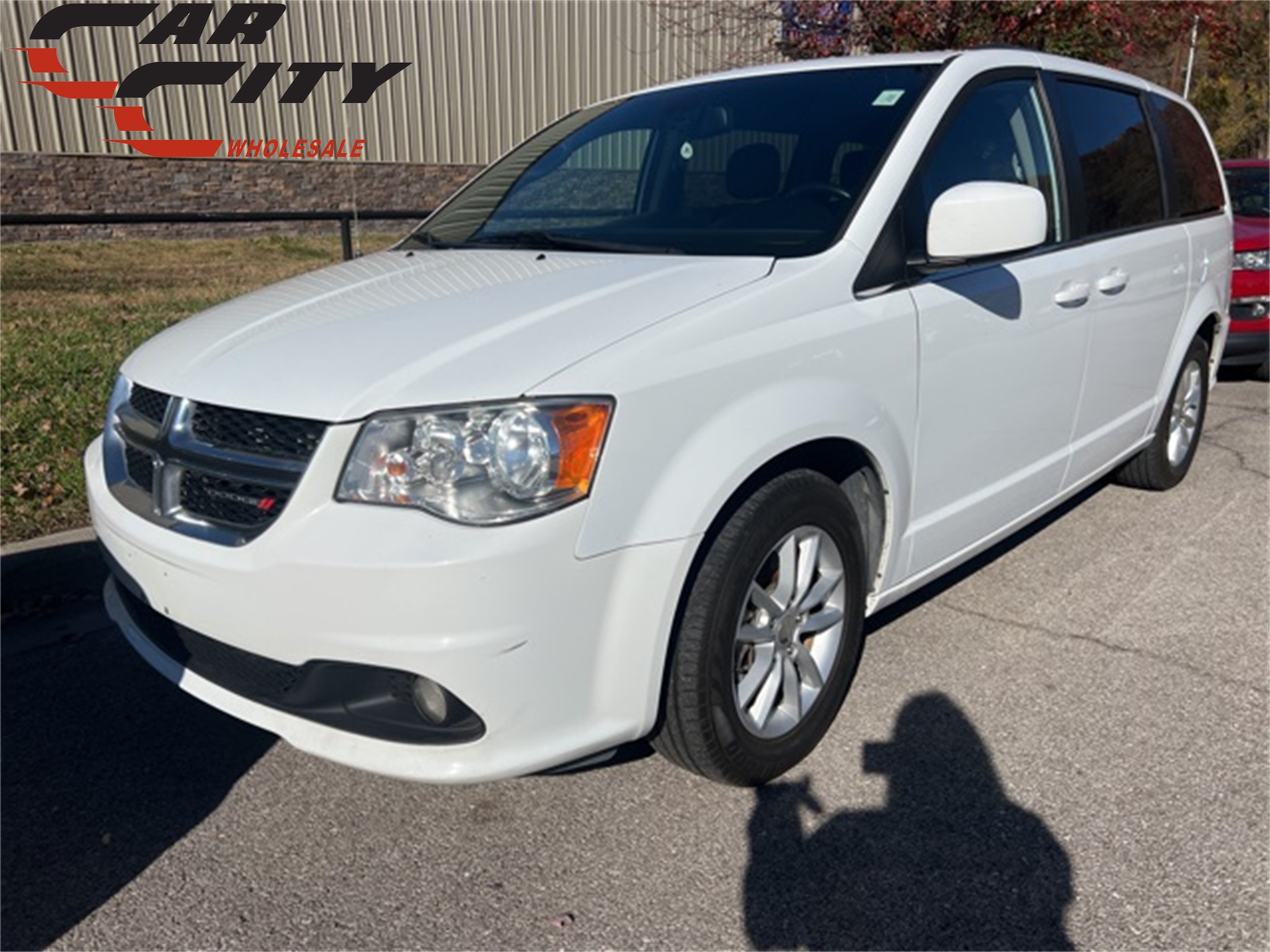 2019 Dodge Grand Caravan SXT 1