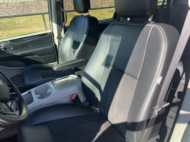 2019 Dodge Grand Caravan SXT 8