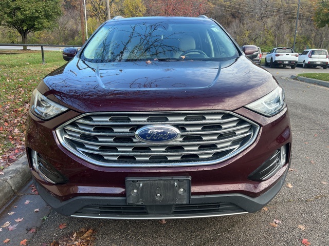 2019 Ford Edge Titanium 2