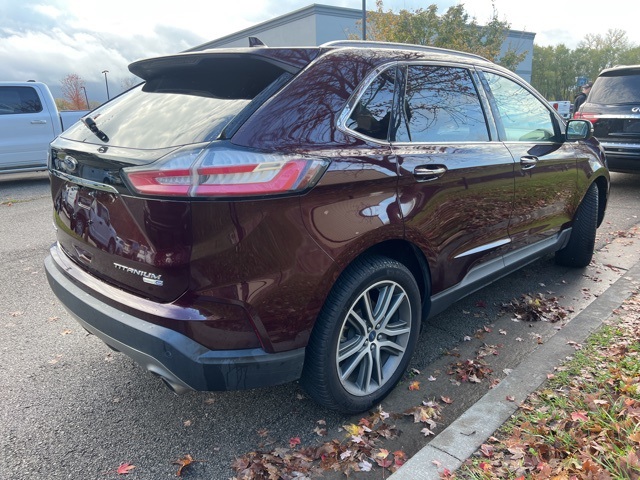 2019 Ford Edge Titanium 4