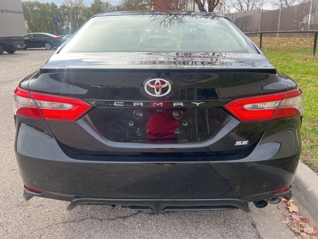 2018 Toyota Camry SE 5