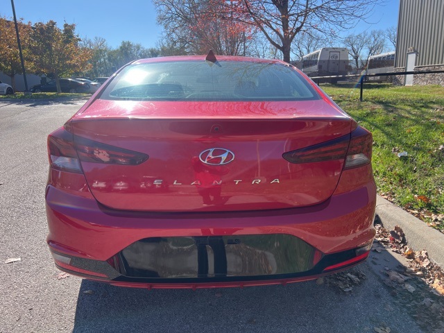 2020 Hyundai Elantra SEL 5