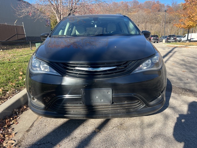 2018 Chrysler Pacifica Hybrid Limited 2