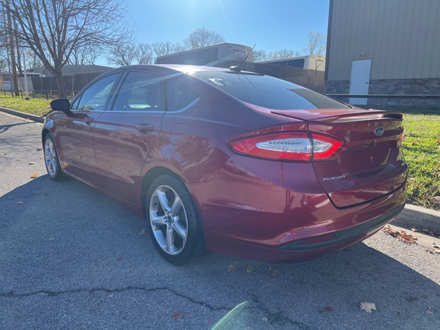 2015 Ford Fusion SE 6