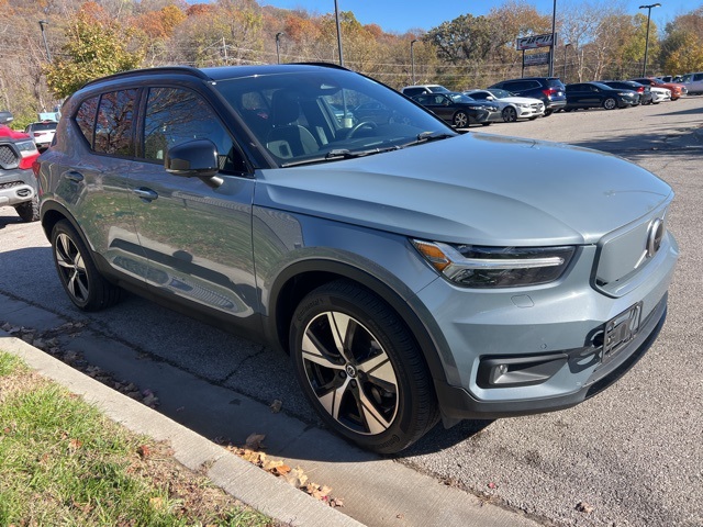 2021 Volvo XC40 Recharge Pure Electric P8 3