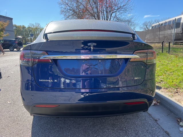 2016 Tesla Model X 90D 6