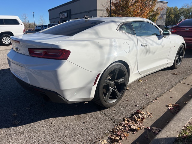 2018 Chevrolet Camaro 1LT 4