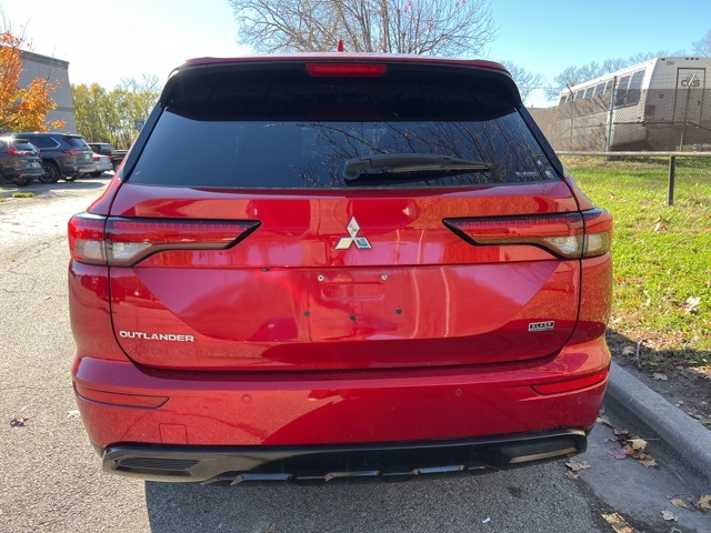 2022 Mitsubishi Outlander Black Edition 5