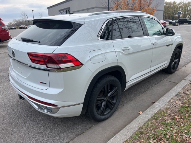 2022 Volkswagen Atlas Cross Sport 3.6L V6 SEL R-Line 4