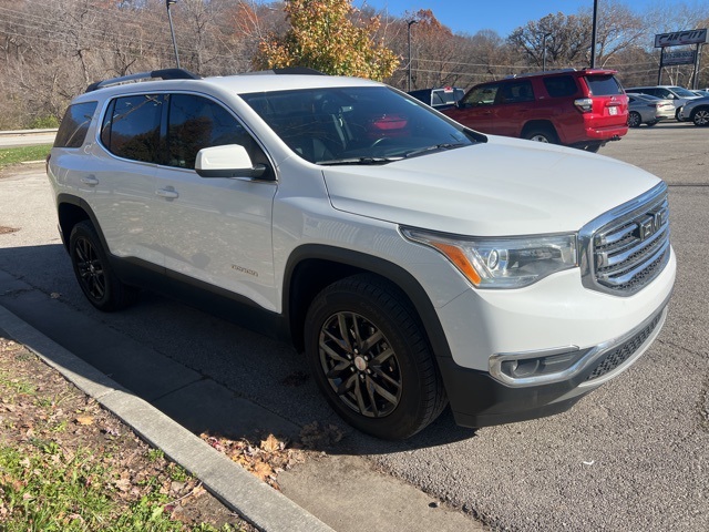 2019 GMC Acadia SLT-1 3