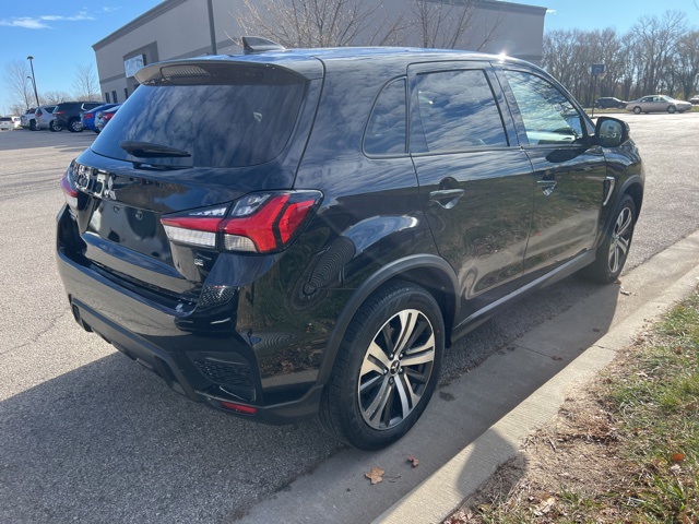 2022 Mitsubishi Outlander Sport 2.0 SE 3