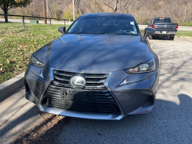 2017 Lexus IS 300 2