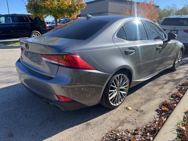 2017 Lexus IS 300 5