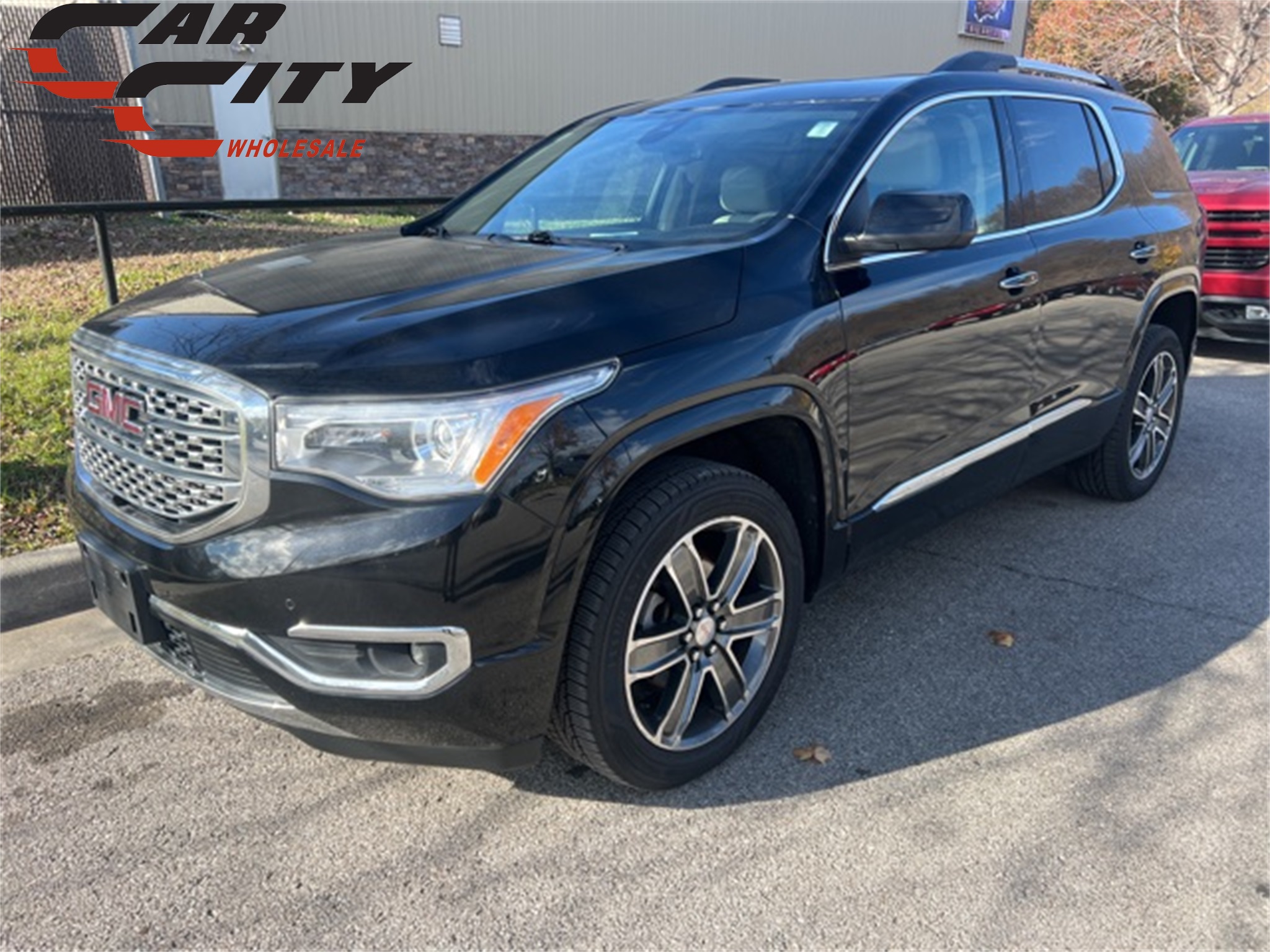 2019 GMC Acadia Denali 1