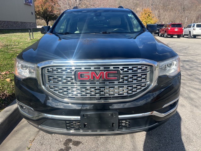 2019 GMC Acadia Denali 2