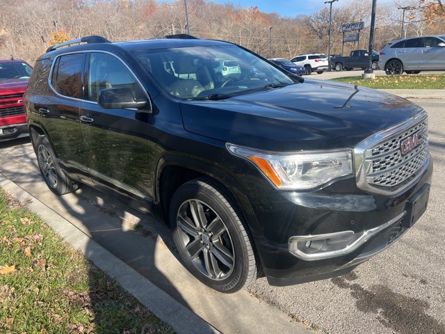 2019 GMC Acadia Denali 3