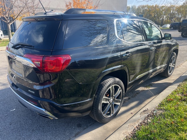 2019 GMC Acadia Denali 4