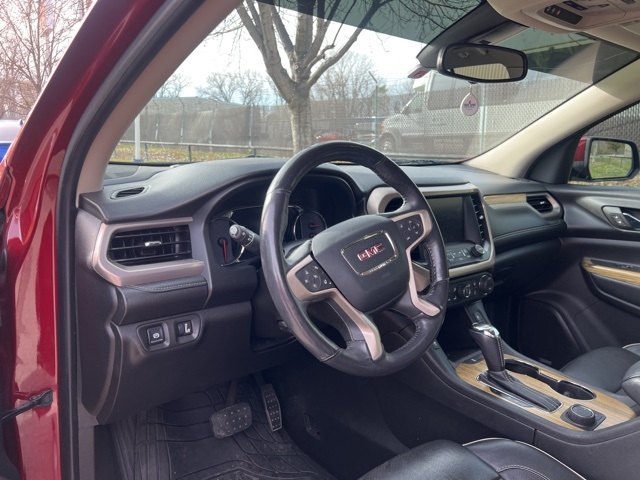 2017 GMC Acadia Denali 6