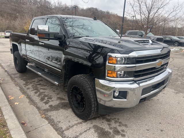 2019 Chevrolet Silverado 2500HD LTZ 3