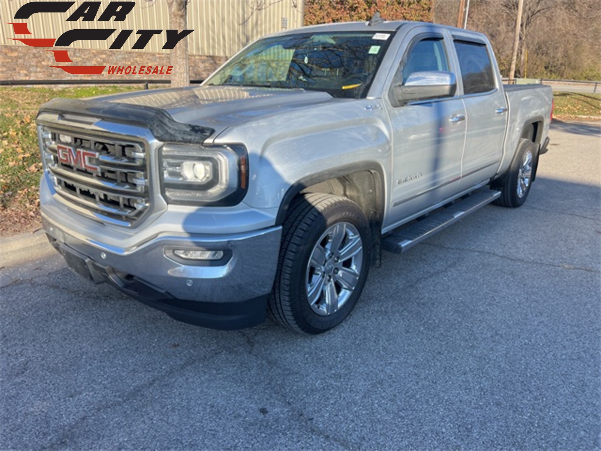 2017 GMC Sierra 1500 SLT 1