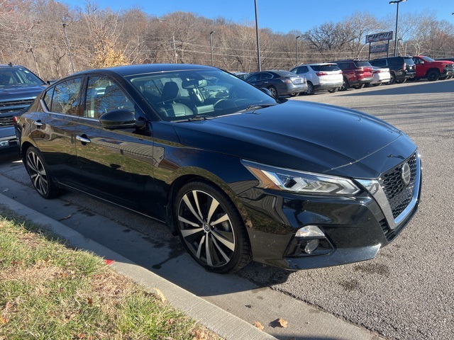 2020 Nissan Altima 2.0 Platinum 3