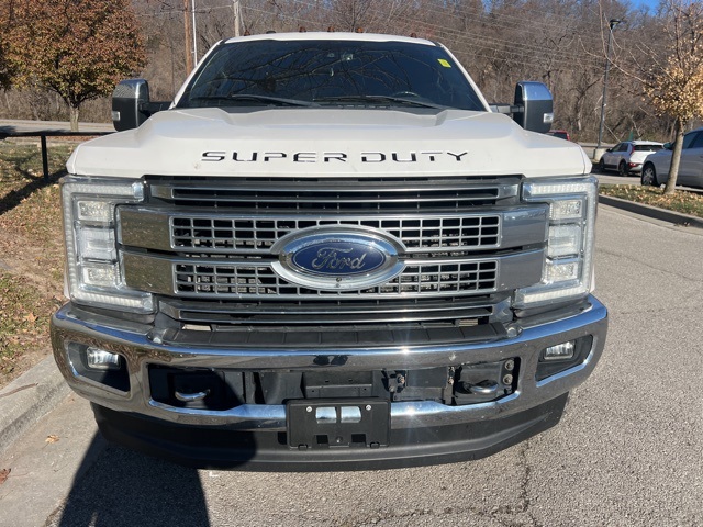 2017 Ford F-250SD Platinum 2