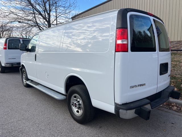 2022 GMC Savana 2500 Work Van 7