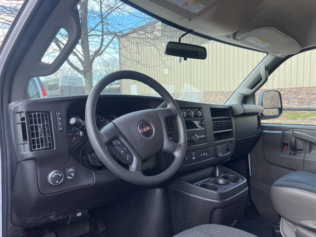 2022 GMC Savana 2500 Work Van 8