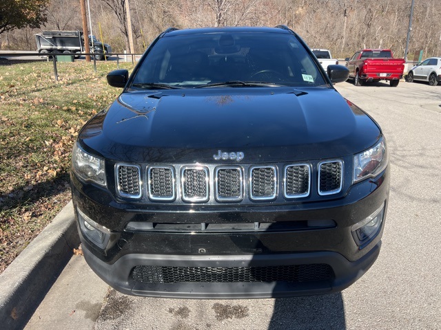 2020 Jeep Compass Latitude 2