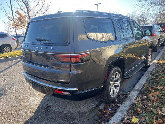 2022 Jeep Wagoneer Series II 4