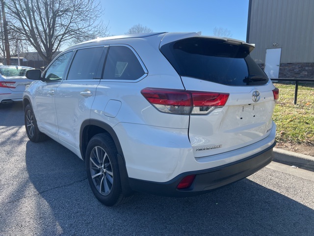 2017 Toyota Highlander XLE 6