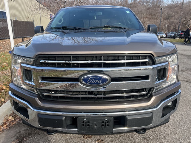 2018 Ford F-150 XLT 2