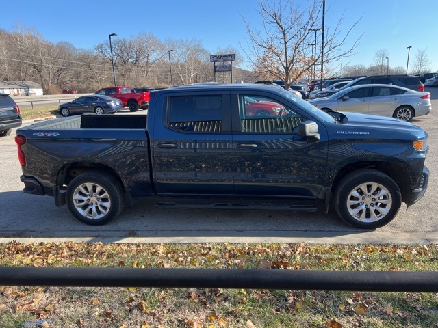 2019 Chevrolet Silverado 1500 Custom 4